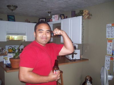 Beer Flex with my amber at hand! @225lbs